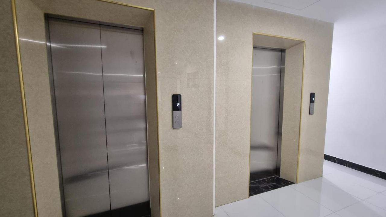Era Apartment Khuc Thua Du Hanoï Extérieur photo