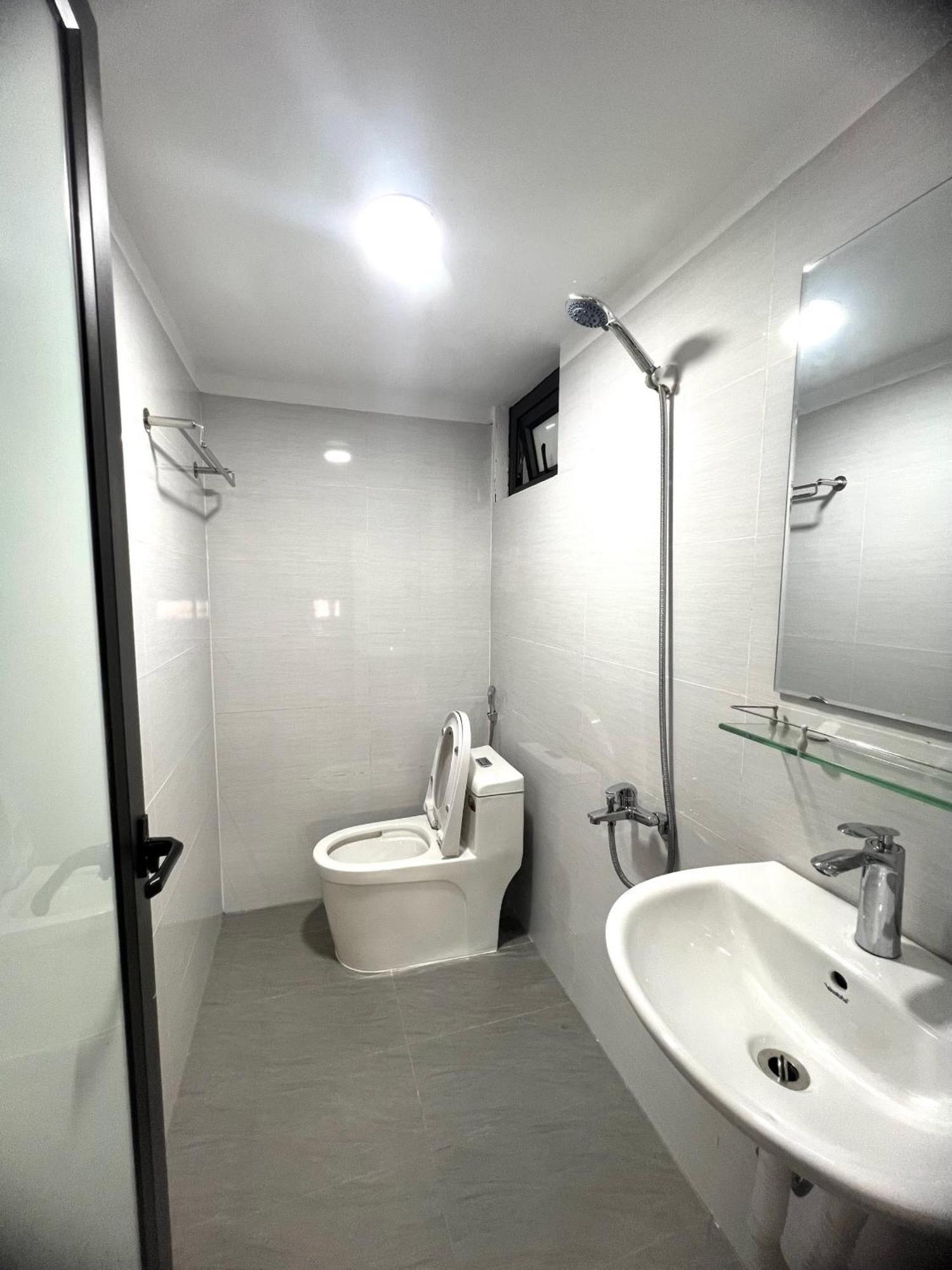 Era Apartment Khuc Thua Du Hanoï Extérieur photo